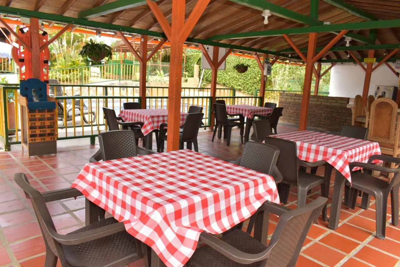 Finca Hotel Villa Mariana Монтенегро Экстерьер фото